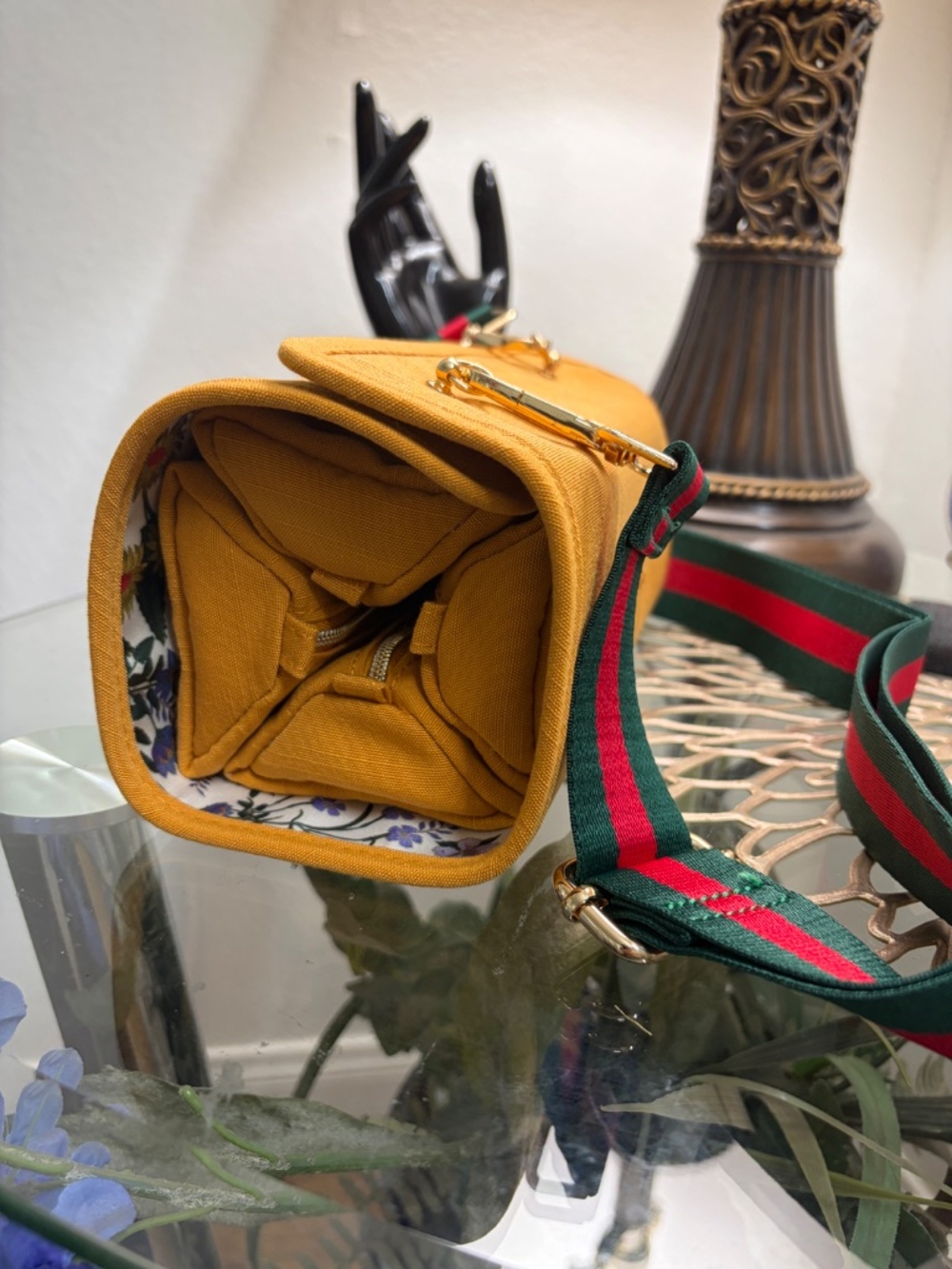 Gucci - Picture 7 of 13